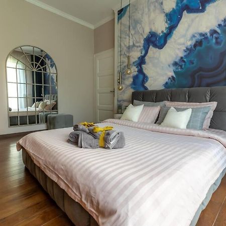 Top Central Design, 2 Bedroom, Ndk, Free Secured Parking Sofia Exterior foto