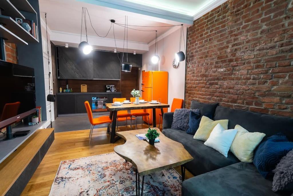 Top Central Design, 2 Bedroom, Ndk, Free Secured Parking Sofia Exterior foto